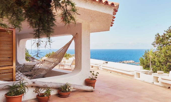 Portobello di Gallura House | Wonderful private villa for 7 guests with WIFI, TV, terrace, pets allowed and parking