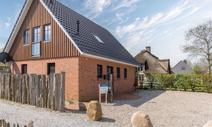 Hauert House | Wonderful private villa for 6 people with WIFI, TV and terrace