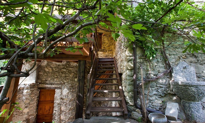 Dazio House | Wonderful private villa for 4 guests with WIFI, hot tub, terrace and pets allowed