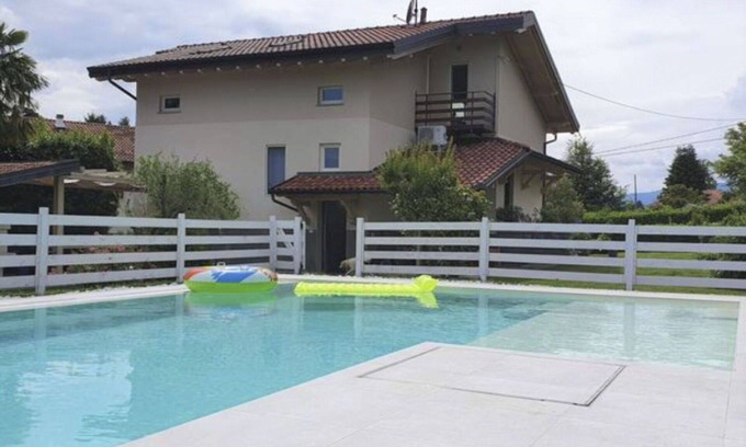 Besozzo Villa | Wonderful private villa for 8 people with hot tub, private pool, A/C, WIFI, TV and patio