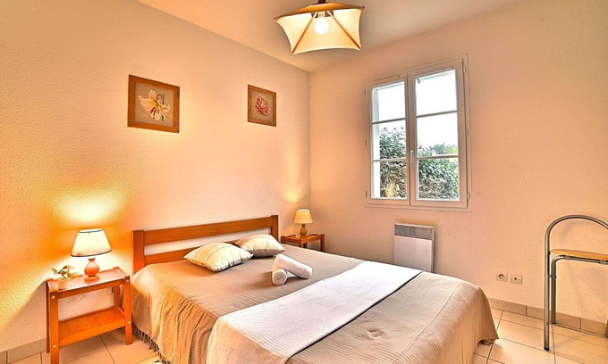 Domino House | Wonderful private villa for 5 guests with WIFI, TV, terrace and pets allowed