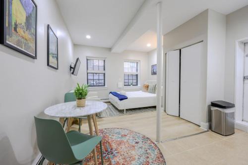 Prudential - St. Botolph Apartment | Wonderful South End Studio