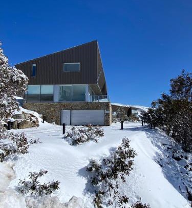 Falls Creek Apartment | Woodsmoke One Falls Creek