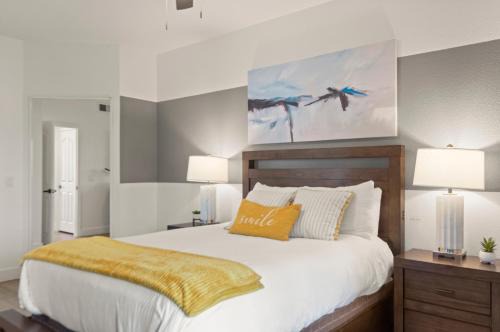 Kierland Apartment | Work Remotely, Swim Luxuriously N390