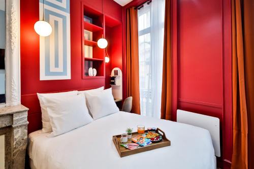 Palais-Royal Apartment | WS Louvre - Saint-Roch