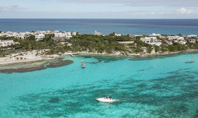 Zona Hotelera Boat Rental | Yate Privado Para Tour en Isla Mujeres, Bebidas-snorkel Incluidos