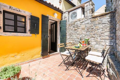 Motovun Apartment | Yellow House Motovun