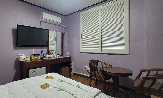 Yeongju Hotel | Yeongju E