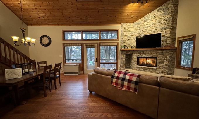 North Woodstock Condo | You want an adventure? Come stay near Loon Mt., great hiking, biking & skiing.