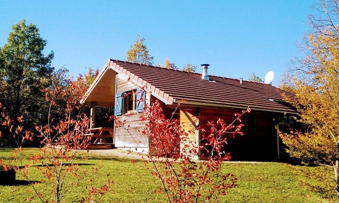 Bonlieu Ski Chalet | Your chalet 1500m from the waterfalls