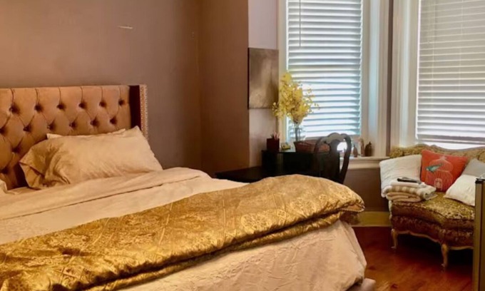 Bloomingdale House | Your home away from home in Bloomingdale, D.C. (Room C)