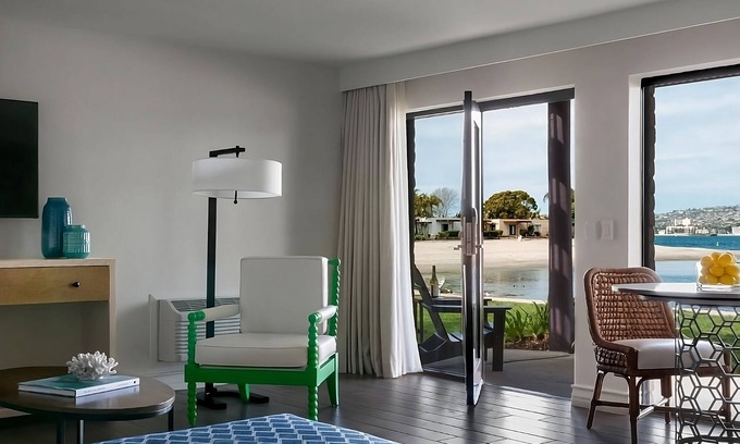 San Diego Hotel | Your New Perfect Vacay Spot w/Bayside Views! Outdoor Pool, Tennis Court!