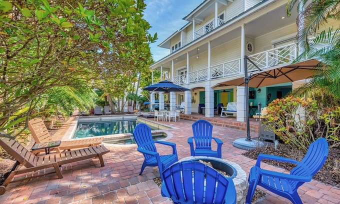 Bay Isle House | Your Personal Resort-7BR, Elevator, Pool, Bocce Ball, Boating & so much more!