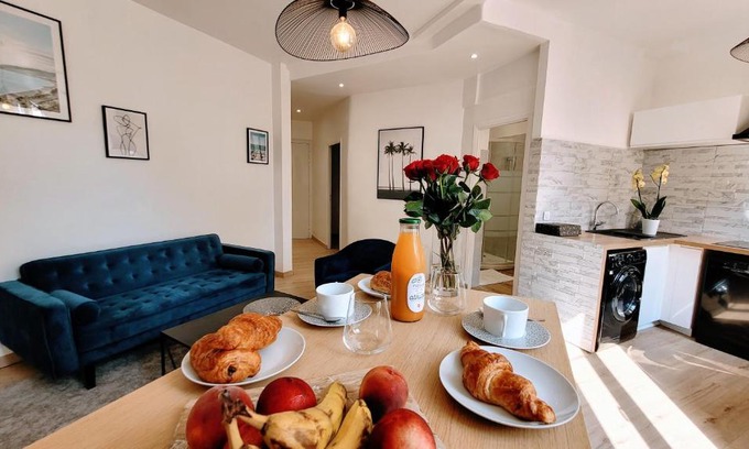 Quartier du Port Apartment | Ze Perfect Place - Confortable appartement 2 CHB - Asc - Port - Garibaldi