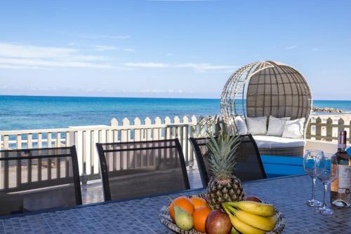 Kokkini Chani Apartment | Zen Beachfront Apartment