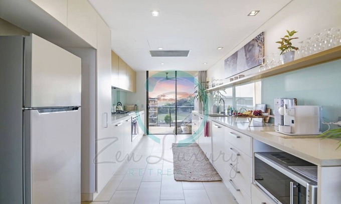 Darwin City Centre Condo | ZEN PENINSULA - 3 BR Waterfront Apt