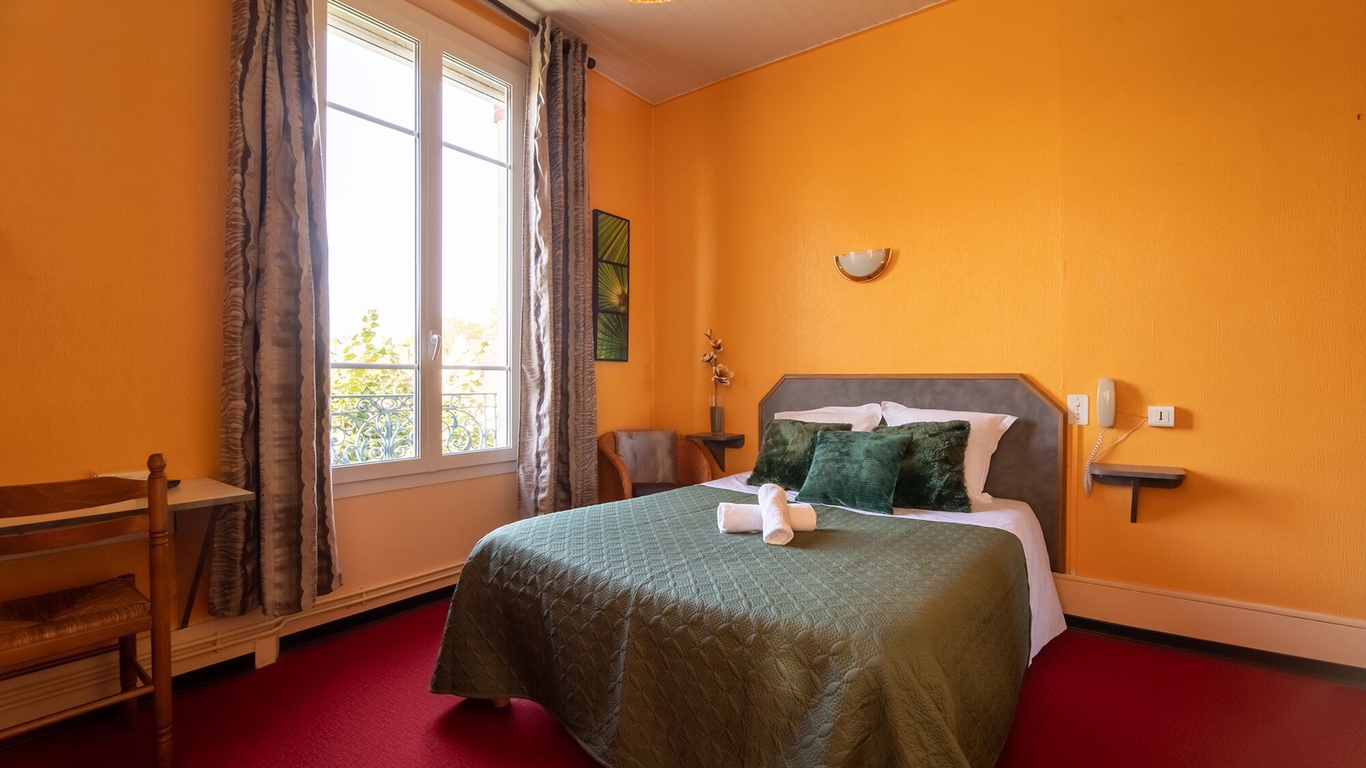 Photo of Bedroom in Montdidier