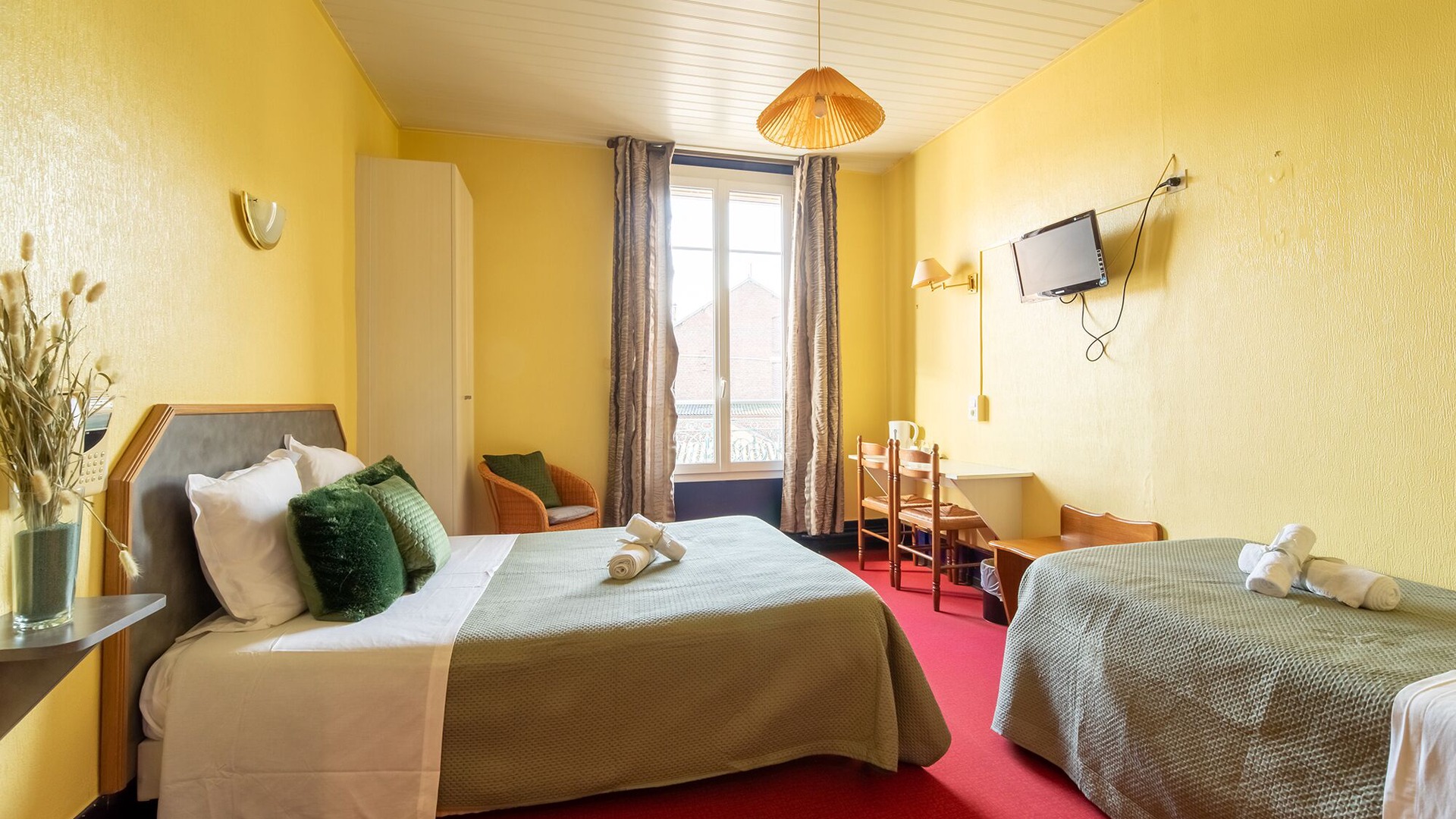 Photo of Bedroom in Montdidier