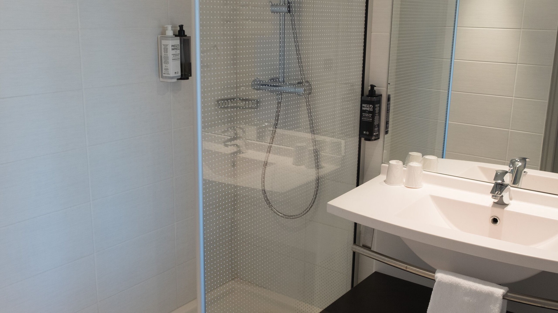 Photo of Bathroom in Saint-Dizier