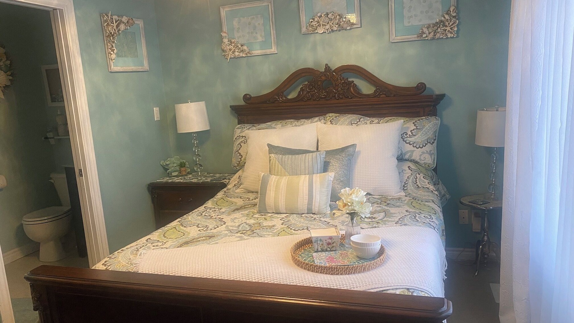 Photo of Bedroom in Niagara-on-the-Lake