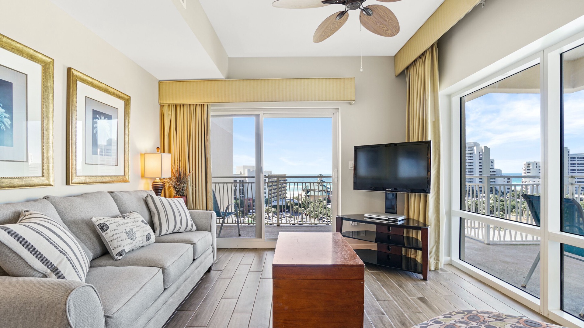 Photo of Livingroom in Sandestin