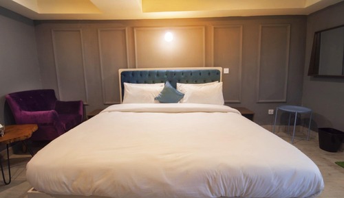 Premium Room