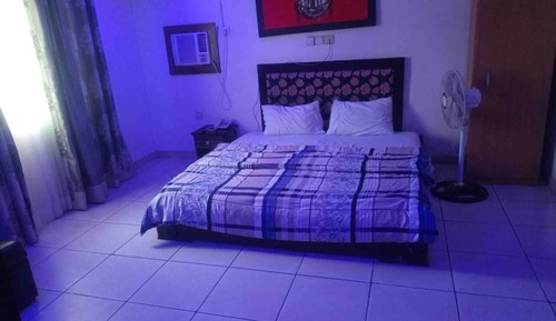 Deluxe Room, 1 Queen Bed