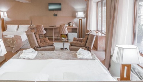 Deluxe Quadruple Room