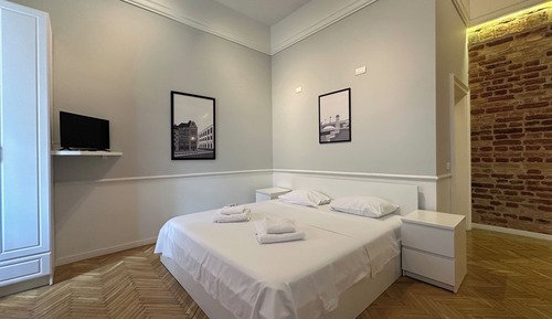 Deluxe Studio Suite