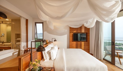 Suite 2 Bedroom Sea View