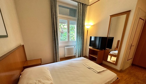 Classic Single Room