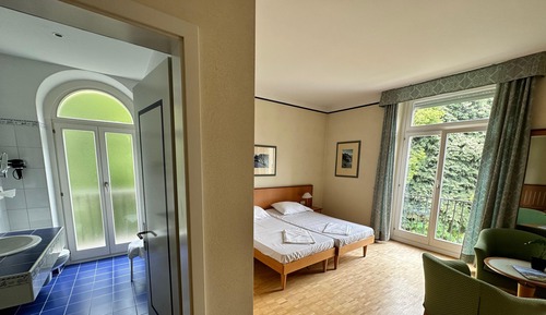 Deluxe Quadruple Room, Lake View