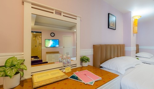 Superior Twin Room