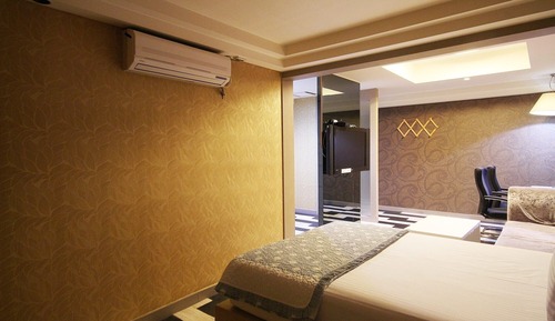 Room (Special Room)