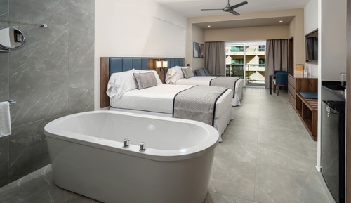 Junior Suite (B2C-CA)