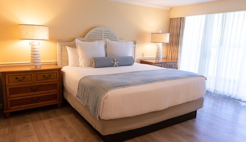 Room, 1 King Bed, Garden View