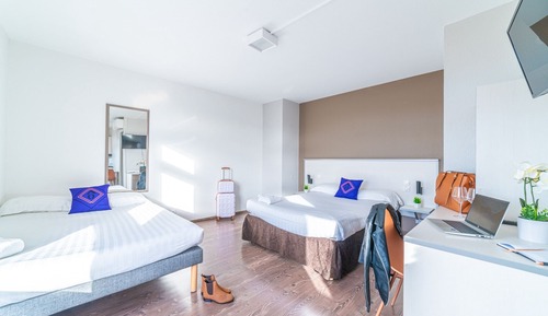 Family Studio (for 4 people)