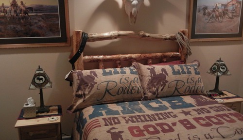 Room (CM Russell)