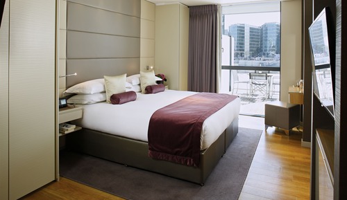 Luxury Apartment, 1 Bedroom, River View