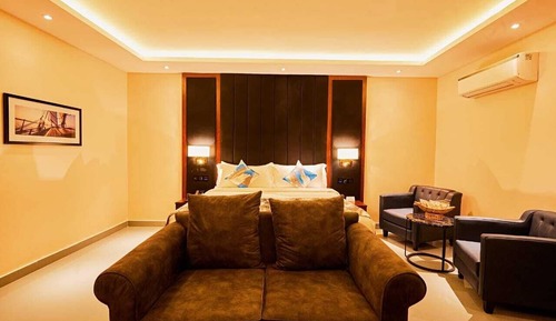 Executive Room, City View