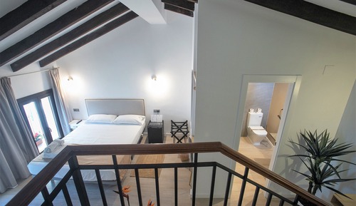 Premium Room