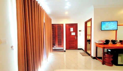Deluxe Family Room With Balcony