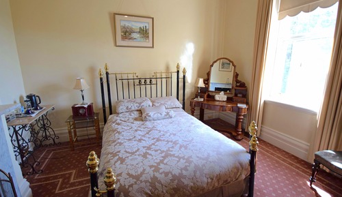Luxury Double Room, 1 Queen Bed, Jetted Tub, Garden View