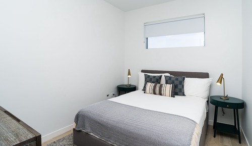 Condo, 2 Bedrooms, Canal View