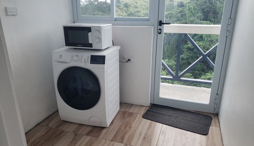 Deluxe Studio Suite, 1 Bedroom, Private Bathroom, Ocean View