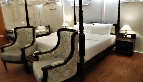 Luxury Triple Room
