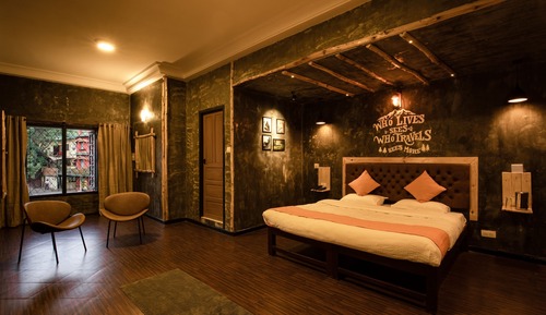 Premium Room