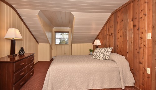 Chalet, 4 Bedrooms (Field Stone)
