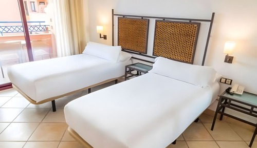 Comfort Triple Room