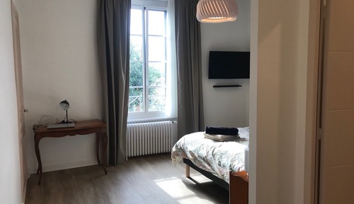 Double or Twin Room, 1 King Bed, Garden View
